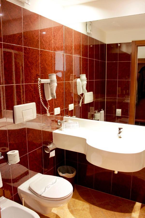 Santa Caterina Park Hotel Sarzana Eksteriør bilde